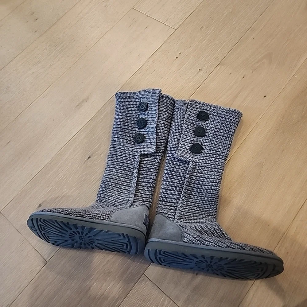 UGG‎ Gray Knit Boots- Tall or Short